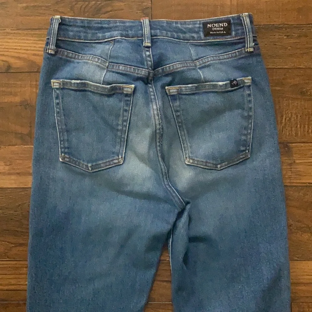 NOEND Buttonfly High Rise Jeans - Picture 3 of 3